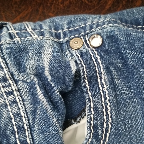 #V - Wallflower Authentic Denim Sz 7 Bootcut Mid Washed Jeans - Picture 9 of 13